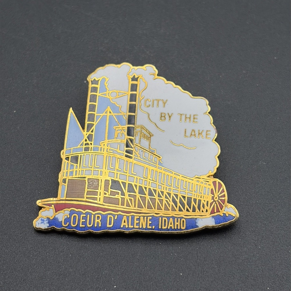 City By The Lake Couer D'Alene Idaho Lapel Hat Pin‎